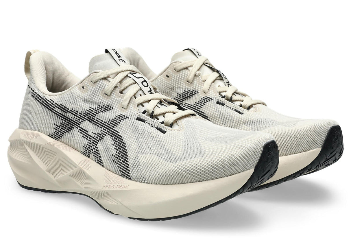 ASICS Men's Novablast 5