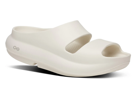 OOFOS Women's OOyea Slide