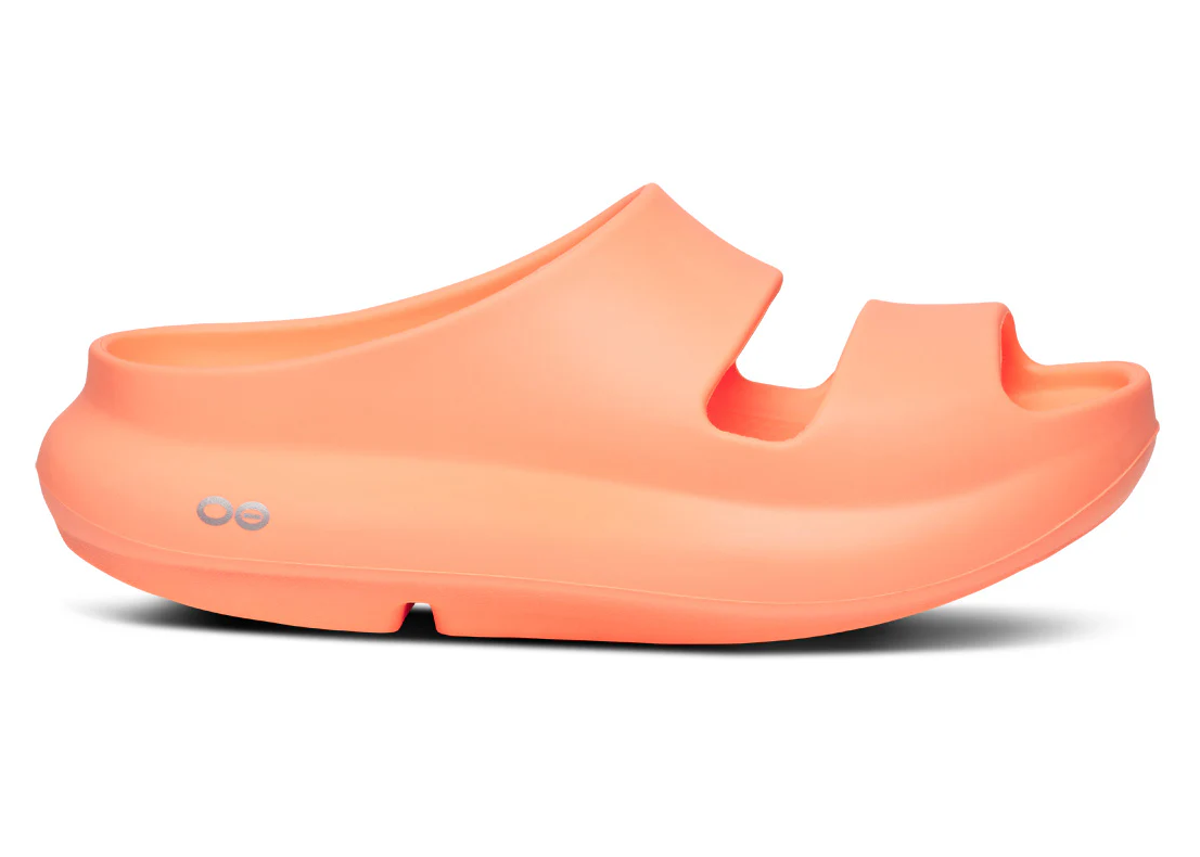 OOFOS Women's OOyea Slide