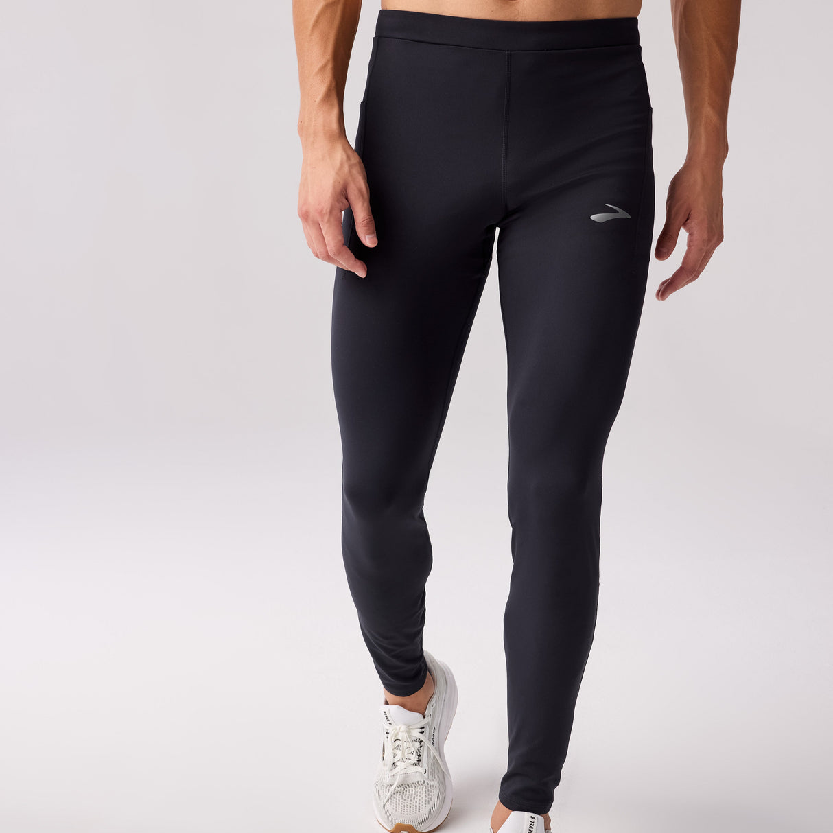 Brooks Men's Momentum Thermal Tight 2.0 running pant for winter