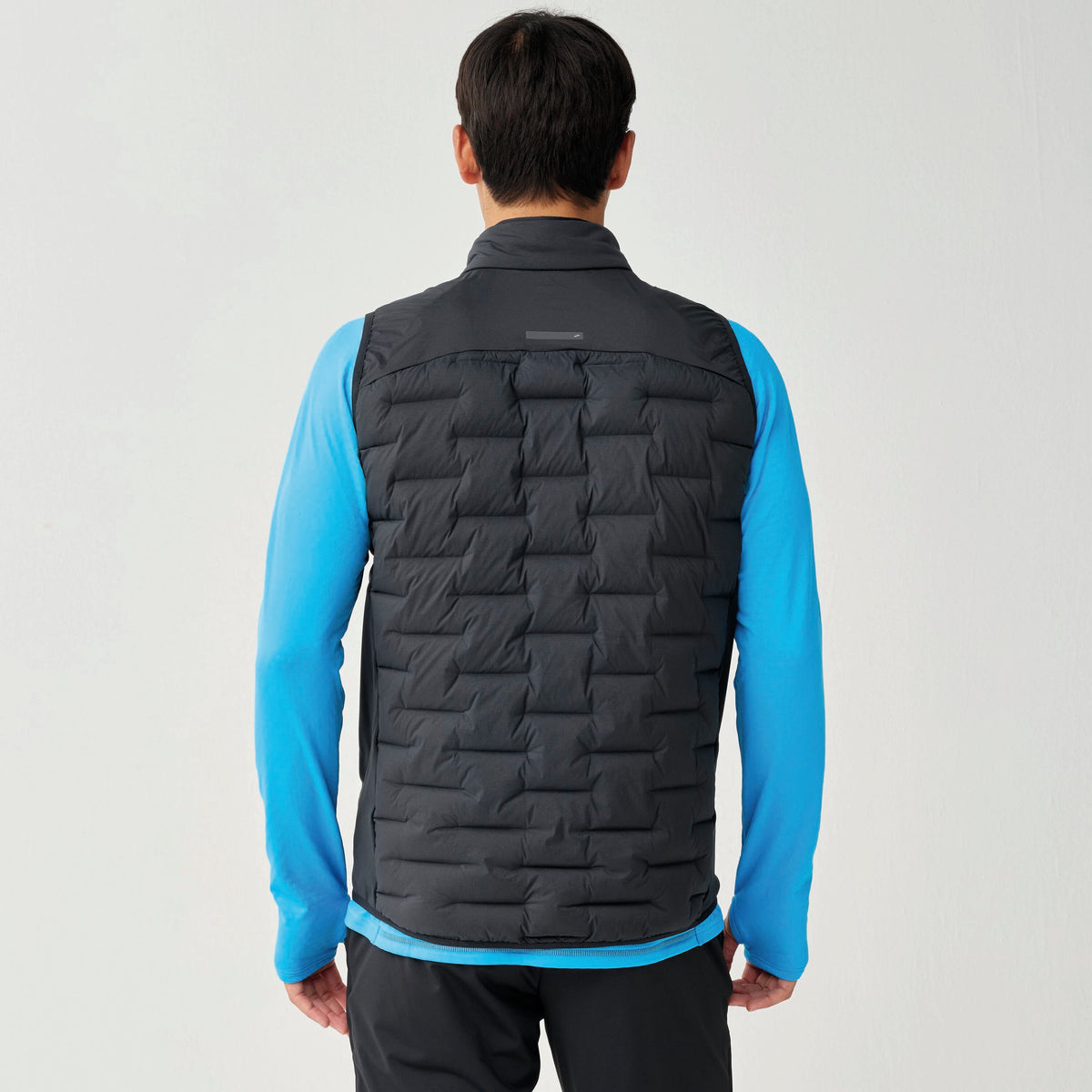 Brooks Men's Momentum Thermal Vest