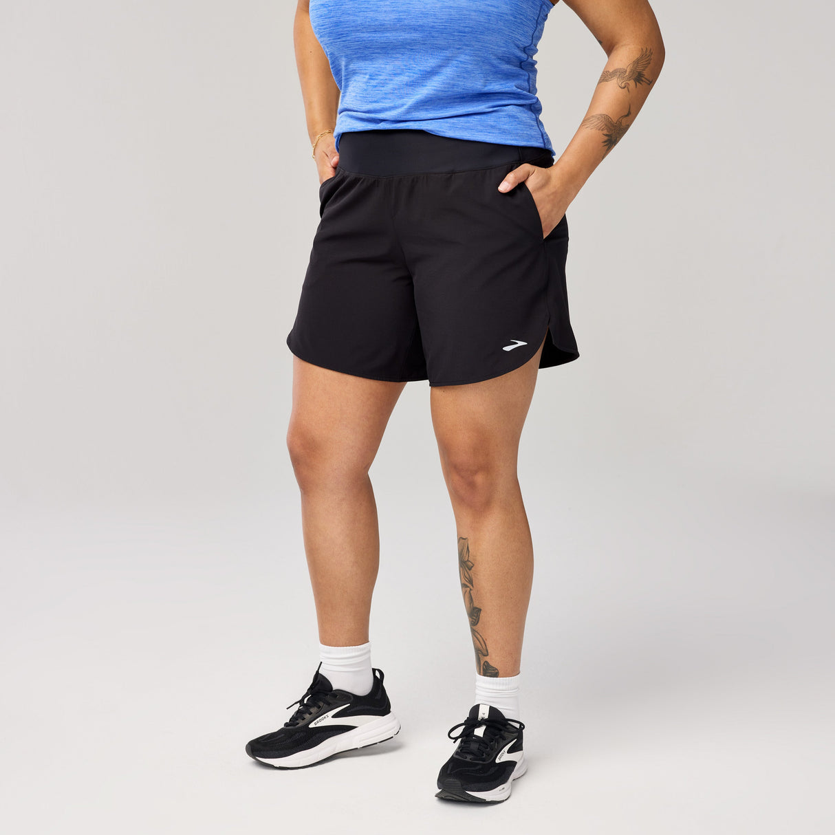 Brooks women's 7" Chaser Short 2.0 running shorts with pockets and adjustable waistband