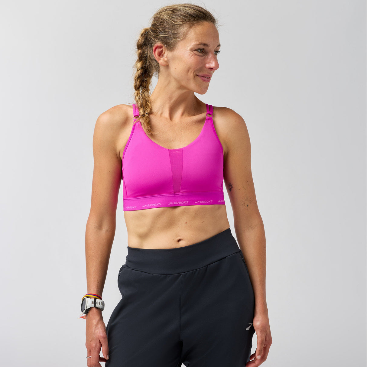Brooks Plunge 3.0 Sports Bra with light or moderate compressive support for running and fitness