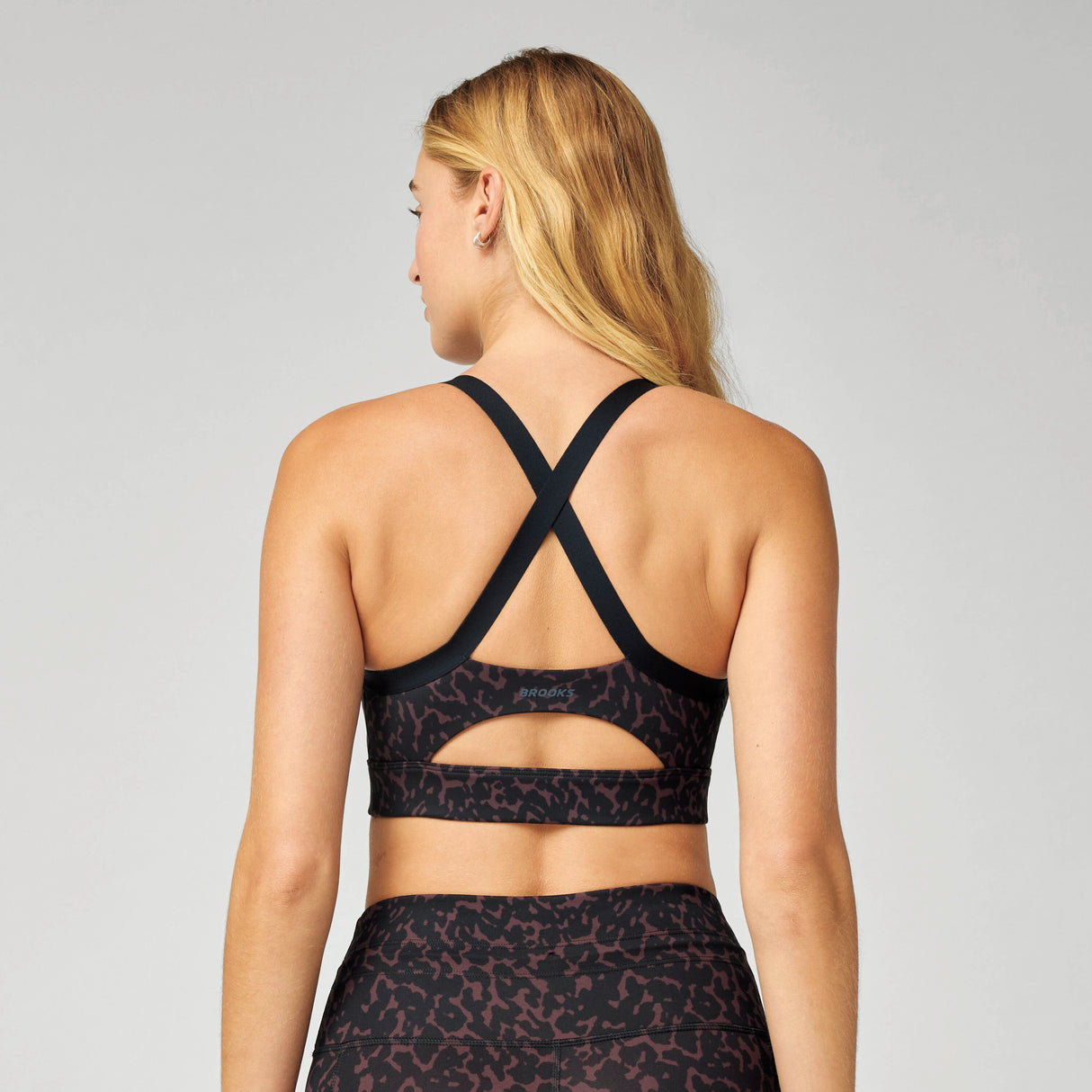 Brooks Luxe Strappy Bra