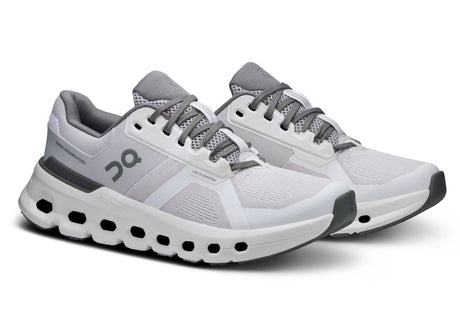On Women's Cloudrunner 2