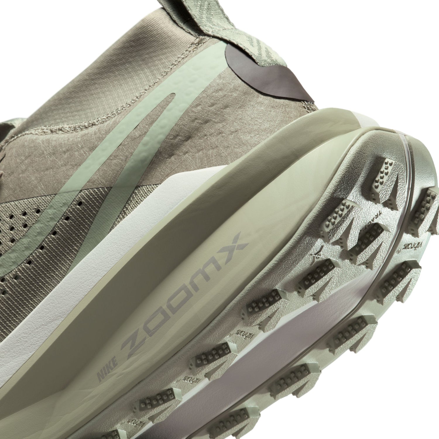 Nike Men's Zegama Trail 2