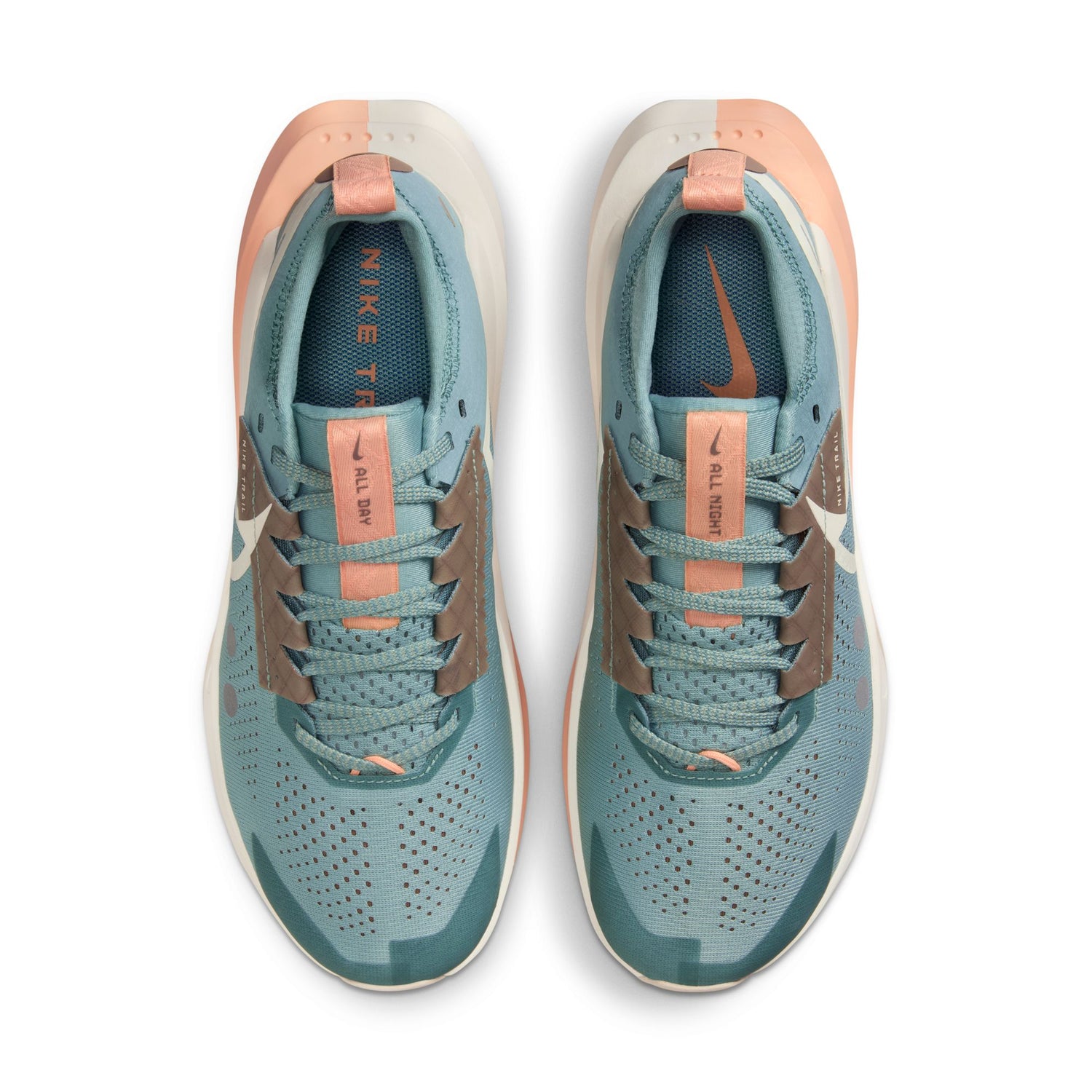 Nike Women's Zegama Trail 2