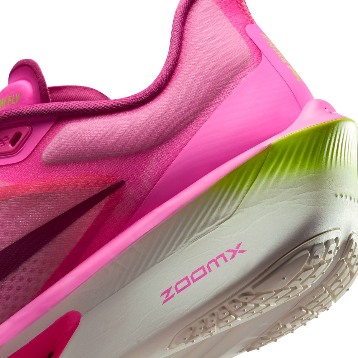 Nike Women's Zoom Fly 6