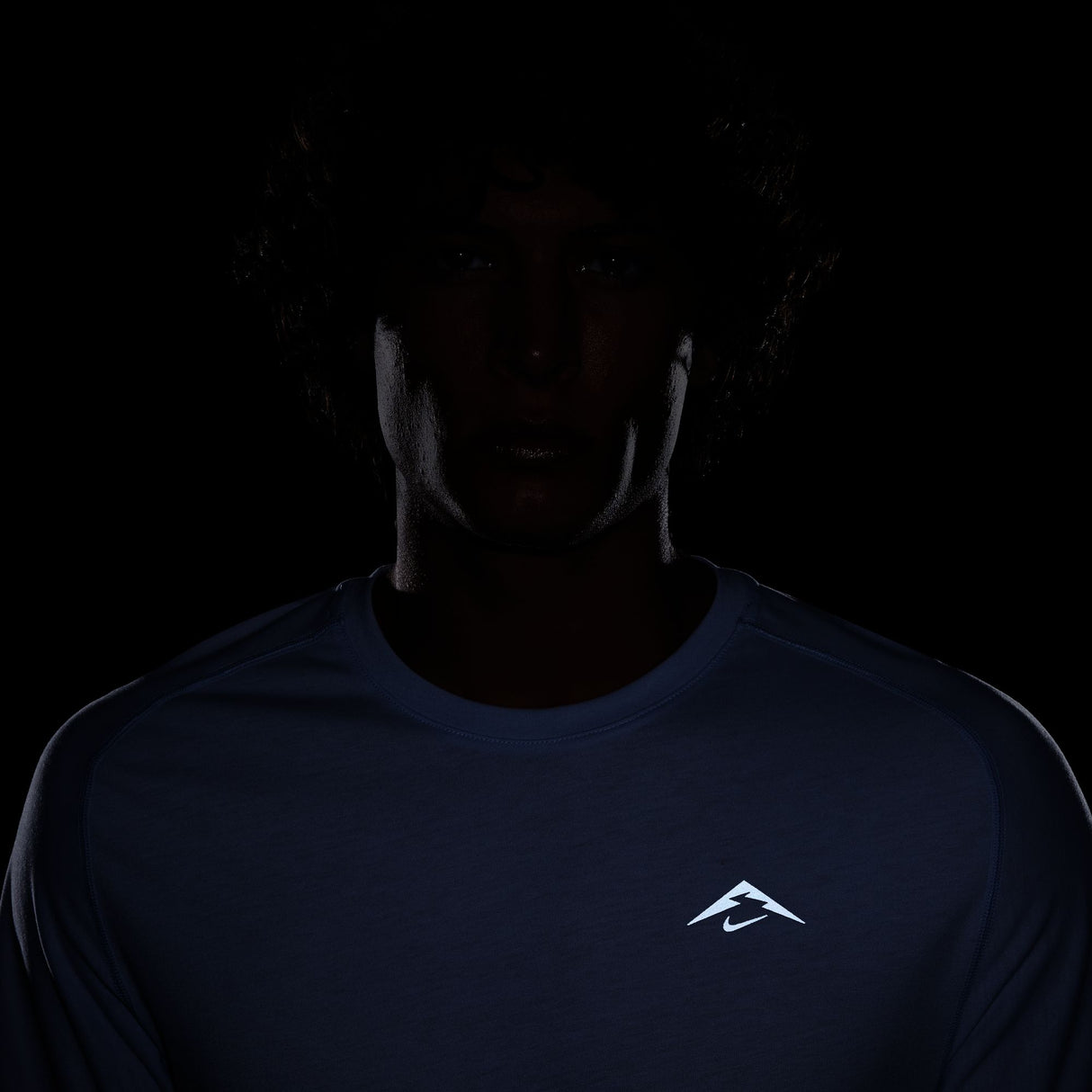 Nike Men's Solar Chase Dri-FIT ADV Short-Sleeve Running Top