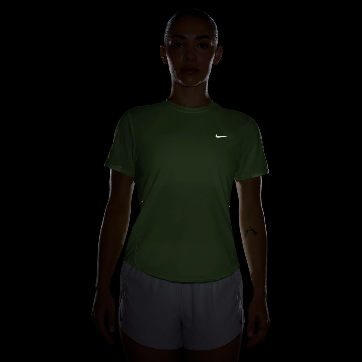 Nike Women's Swift Dri-FIT Short-Sleeve Running Top