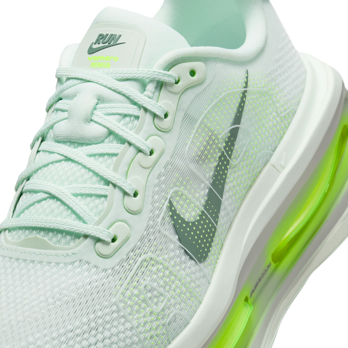 Nike Men's Vomero Premium