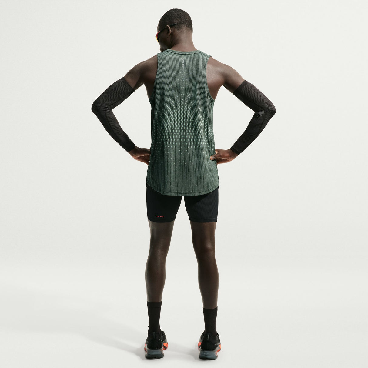 Men's Nike Stride Aero-Fit Running Tank