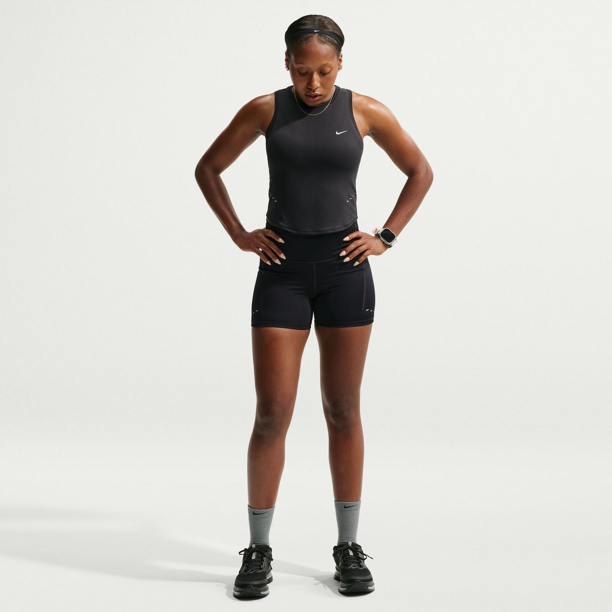Nike Women's Swift Dri-FIT Seamless Cropped Running Tank Top