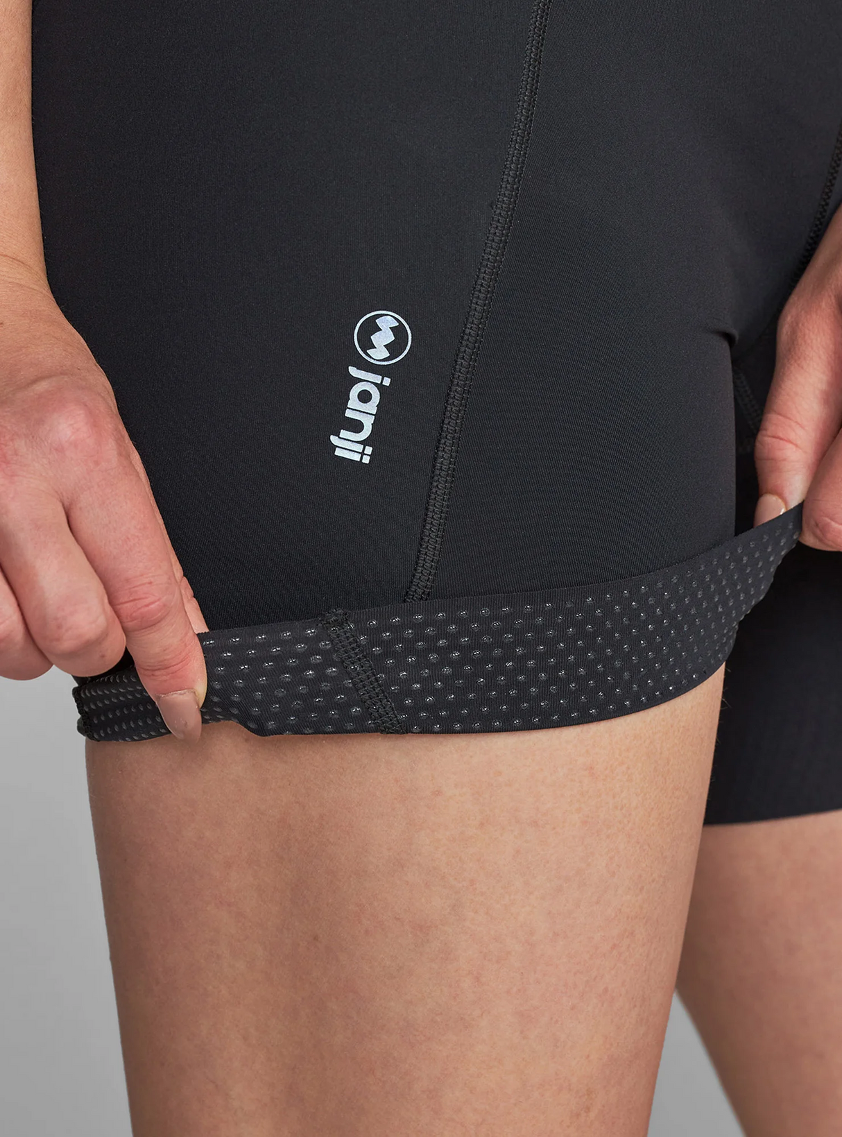 Janji Women's 5" Pace Short