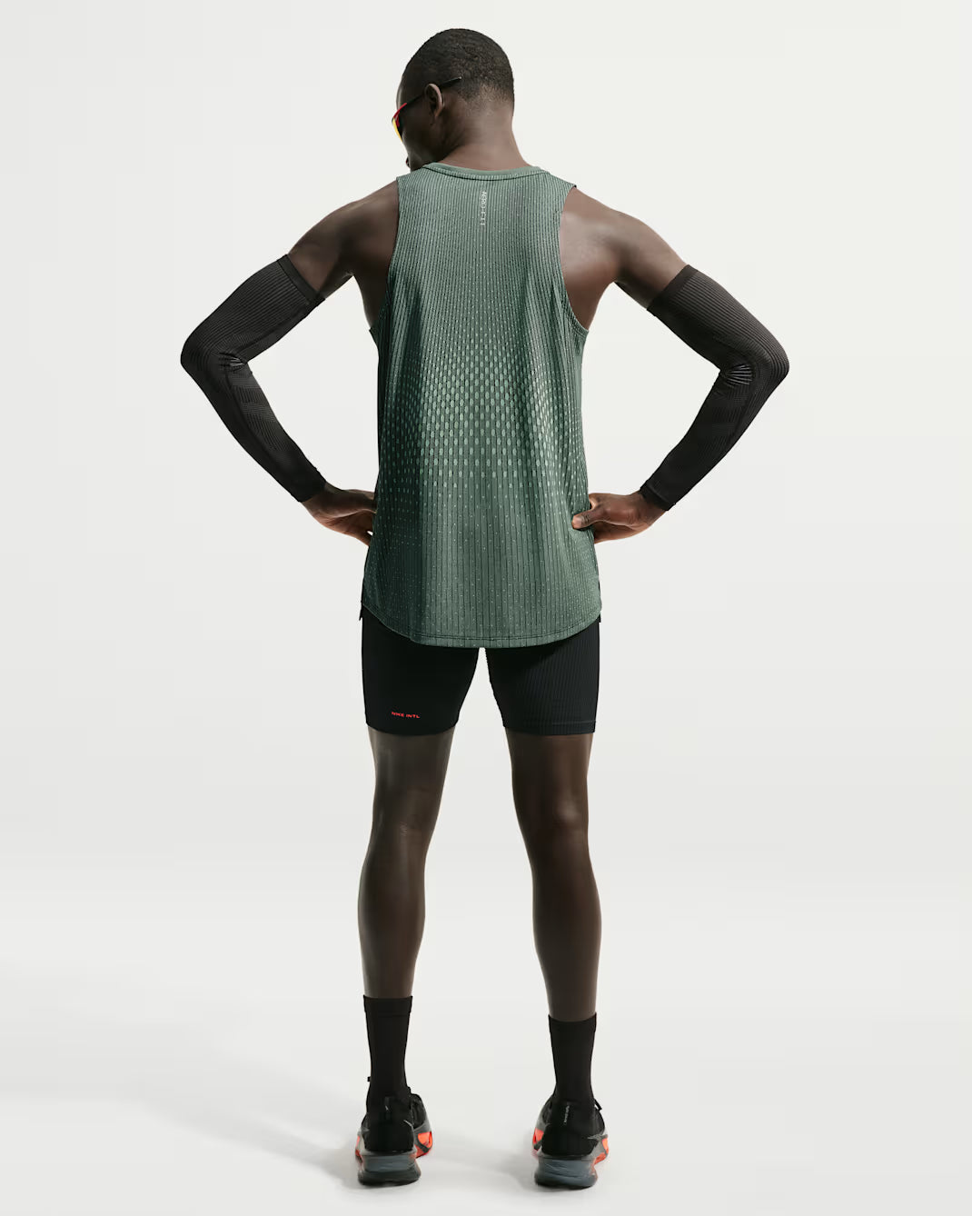 Men's Nike Stride Aero-Fit Running Tank