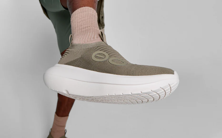 Oofos Men's Oomy Zen Shoe