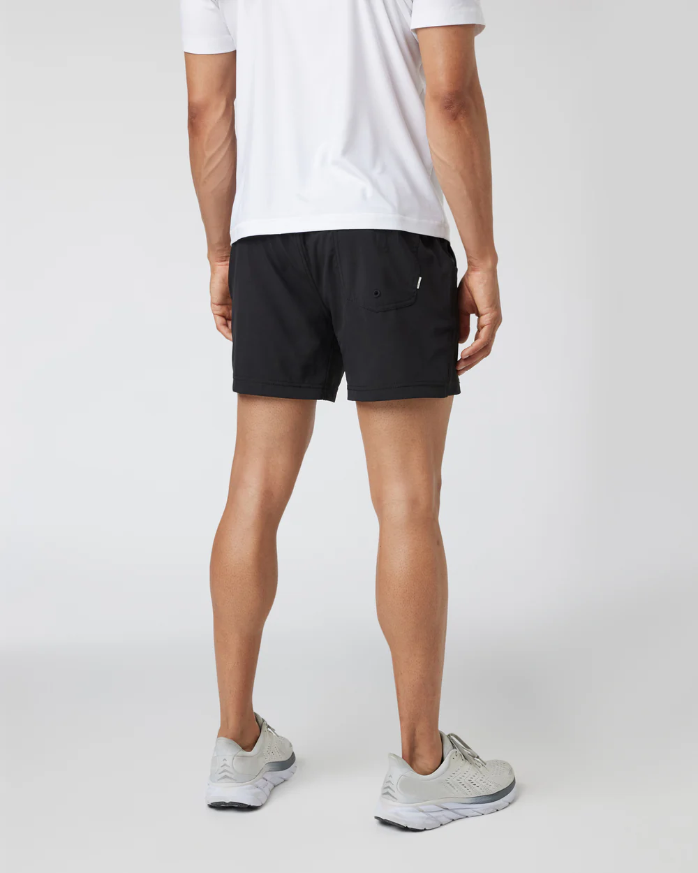 Vuori Men's Kore Short Lined 5"