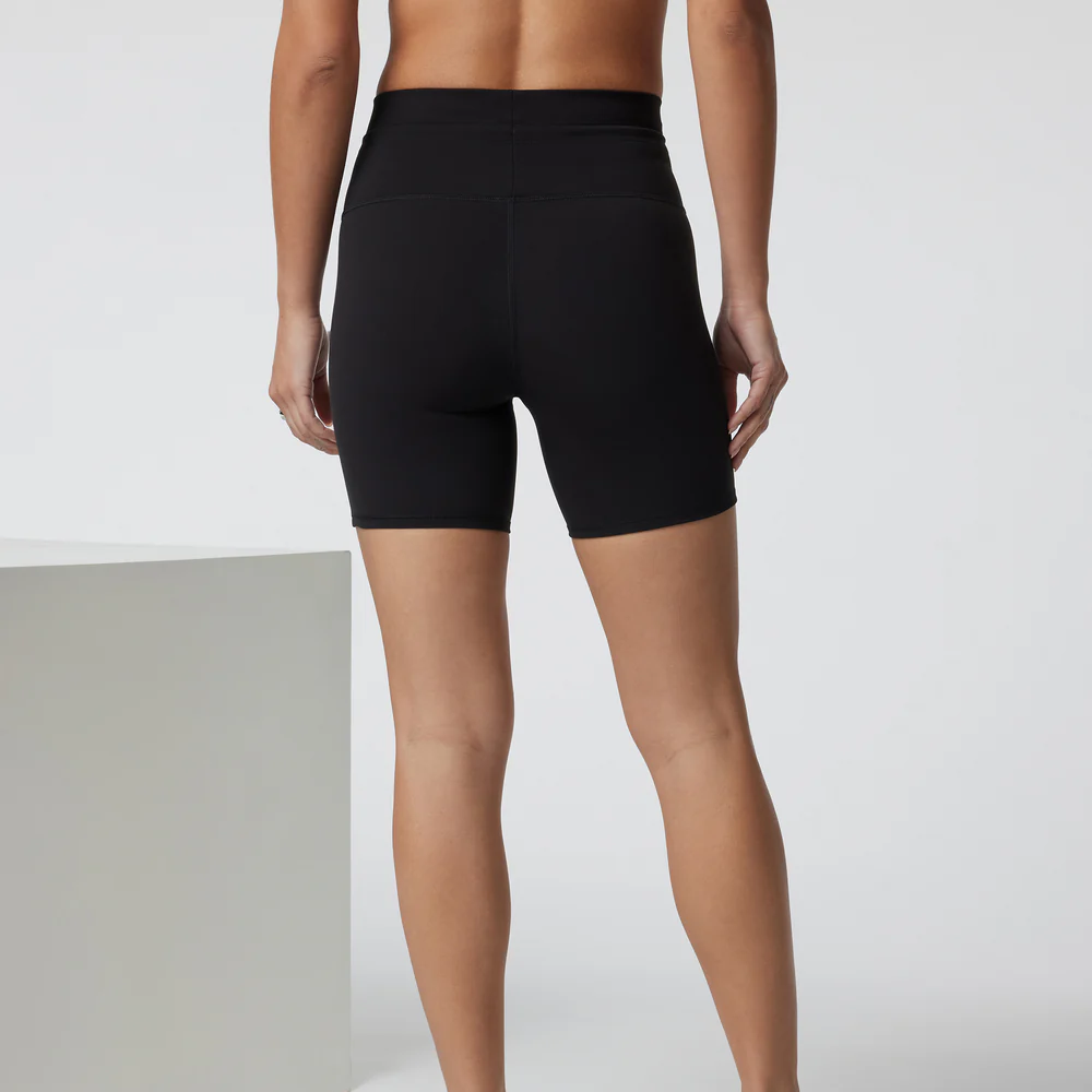 Vuori Women's Daily Short