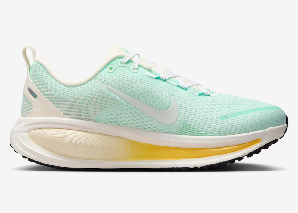 Nike Women's Vomero 18