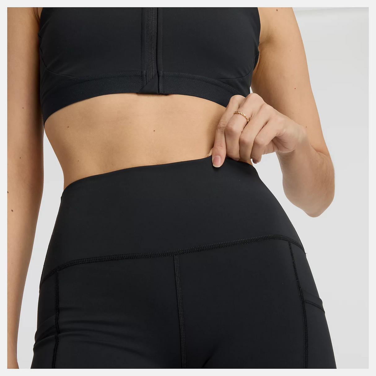 New Balance Women's Sleek Pocket High Rise Short 6"