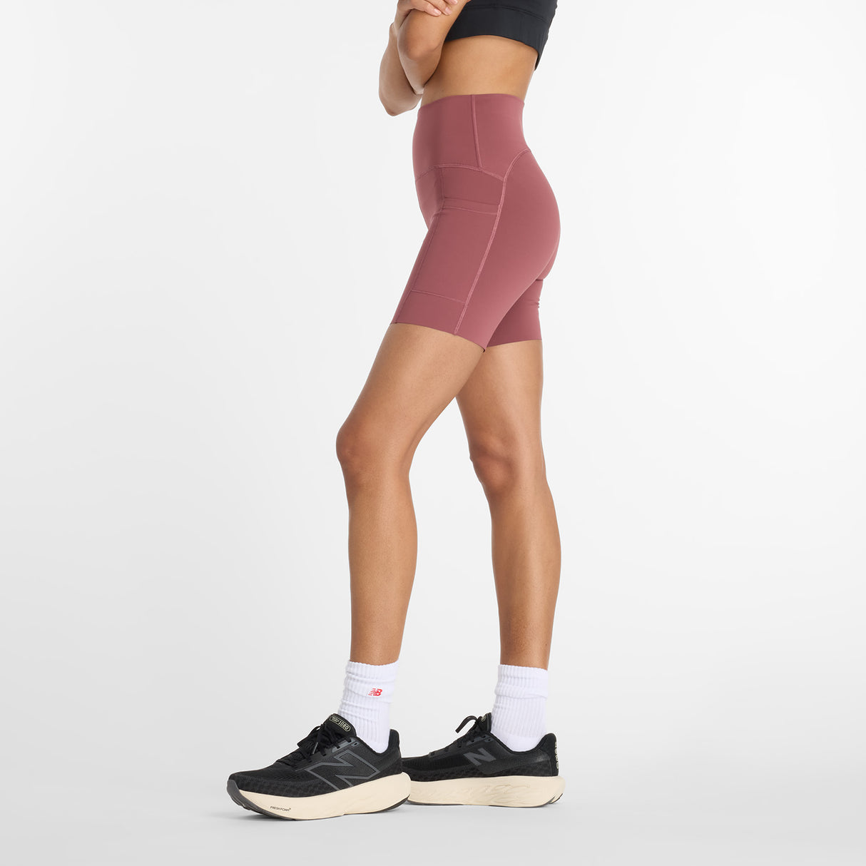New Balance Women's NB Sleek Pocket High Rise Short 6"