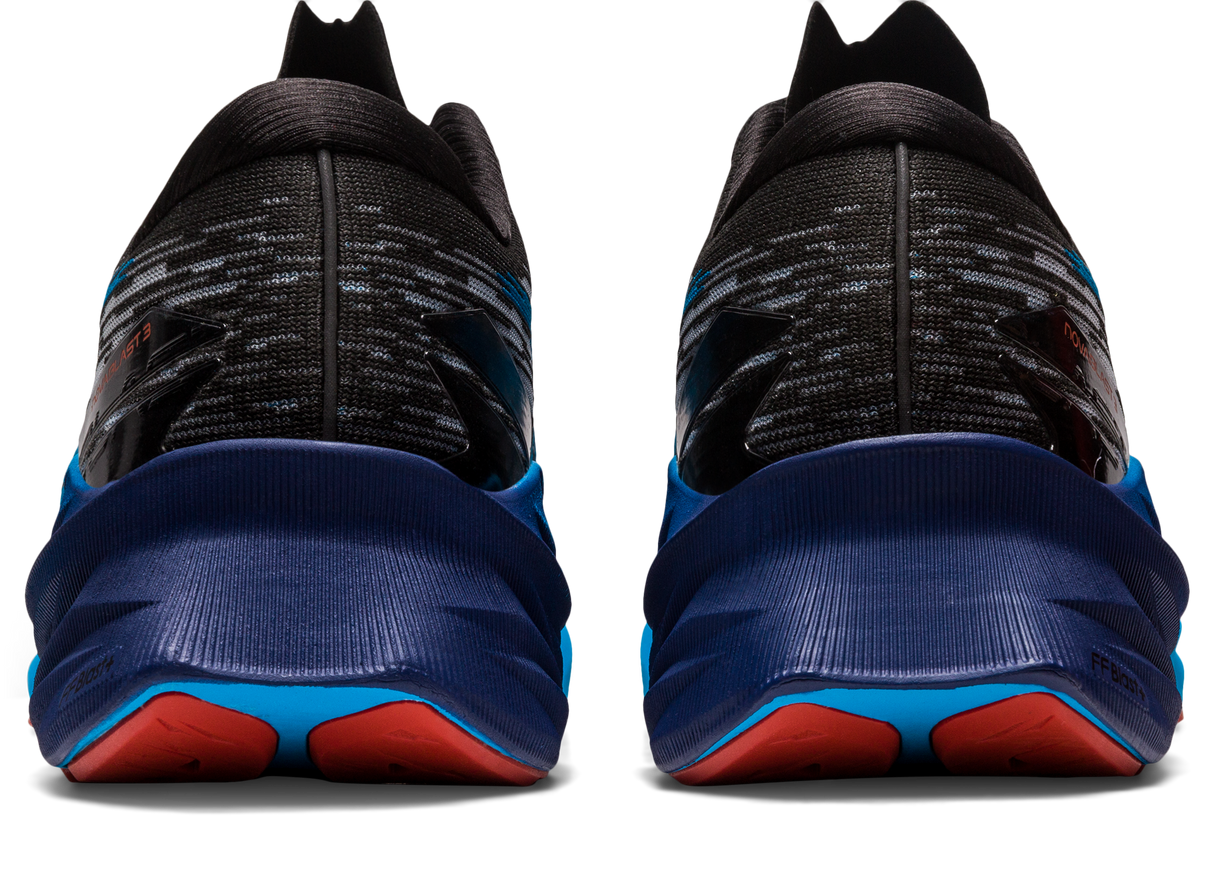 ASICS Men's Novablast 3