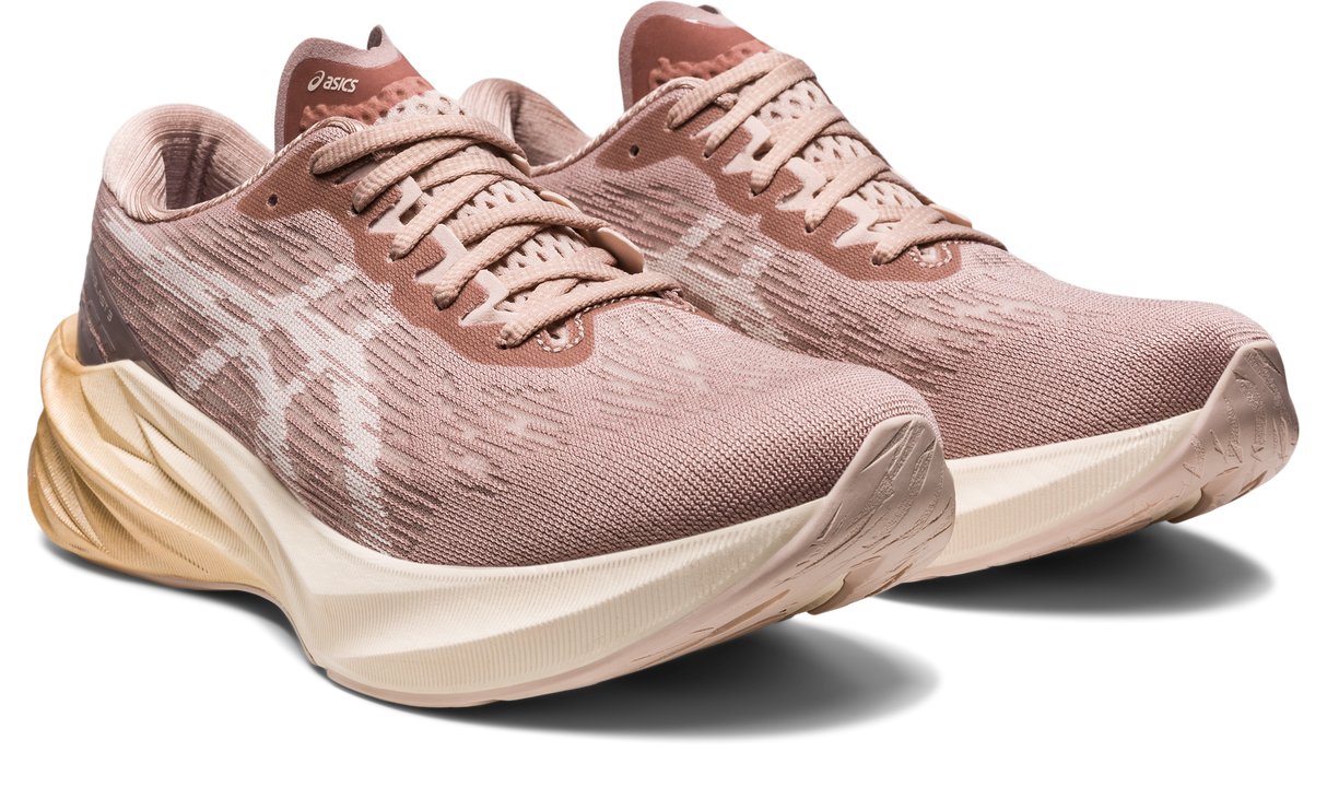 ASICS women's Novablast 3