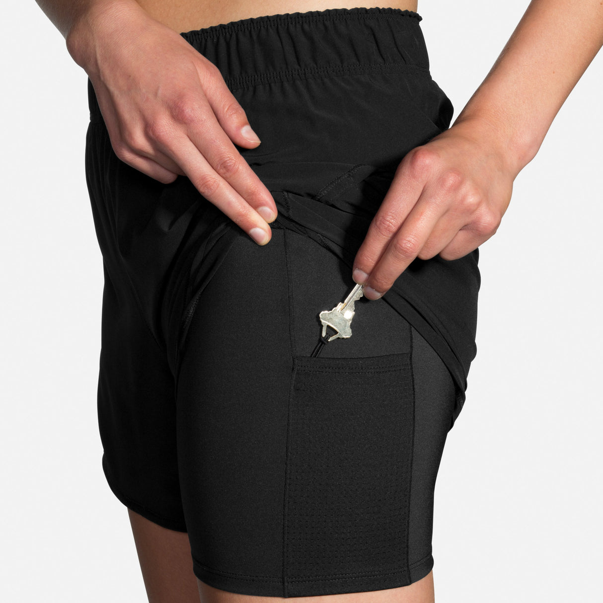 Brooks Women's Chaser 5" 2-in-1 Short