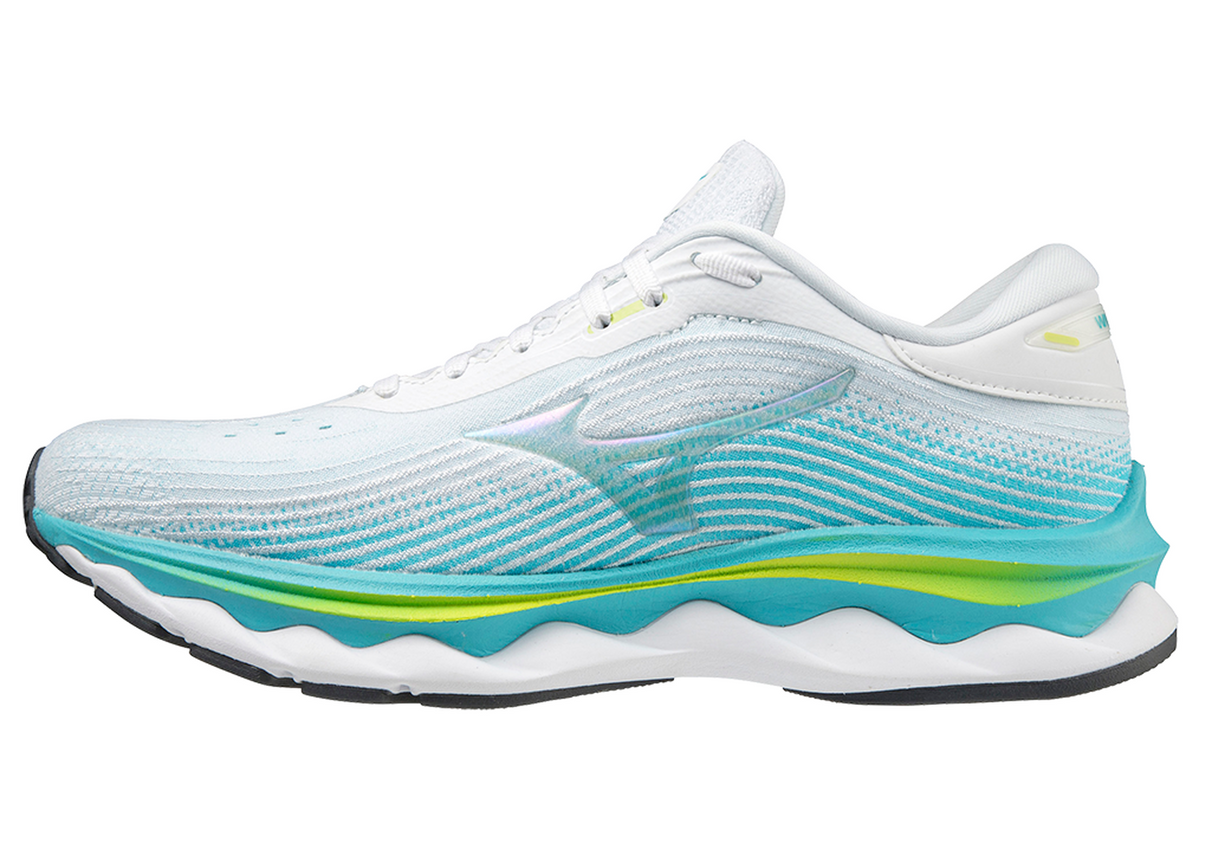 Mizuno Women's Wave Sky 5 Plush Neutral Road Running Shoe