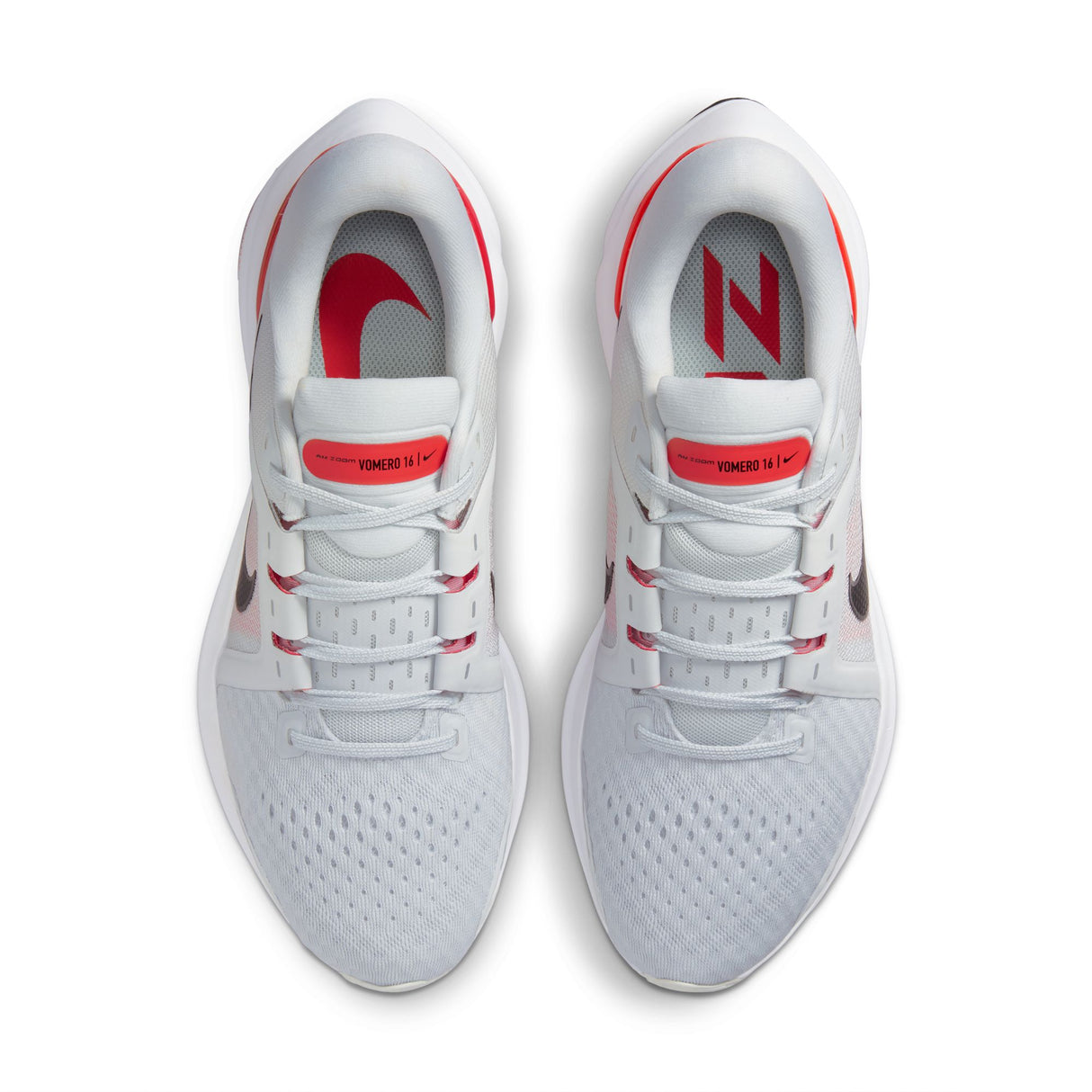 Nike Men's Air Zoom Vomero 16