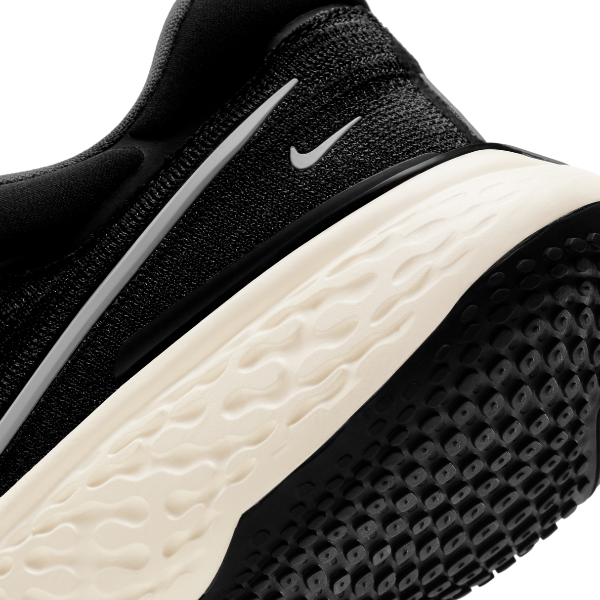 Nike Men's ZoomX Invincible Run FK