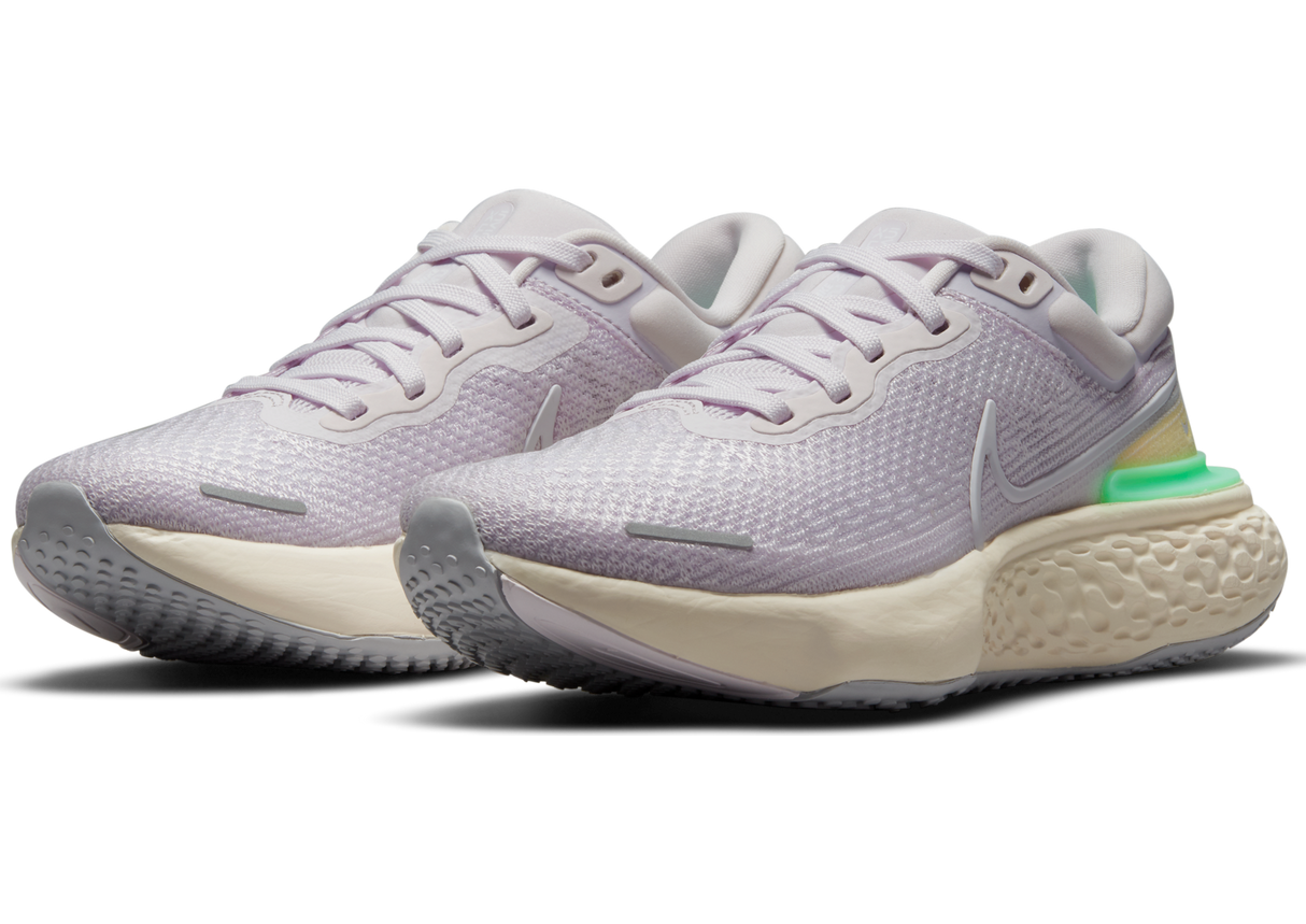Nike Women's ZoomX Invincible Run FK Neutral Cushioned Road Running Shoe