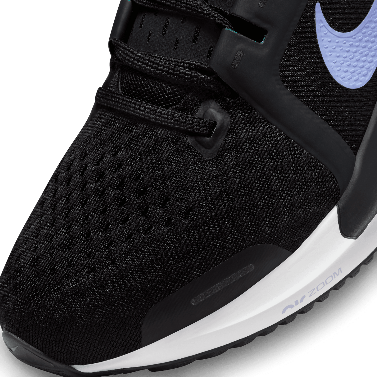 Nike Women's Air Zoom Vomero 16