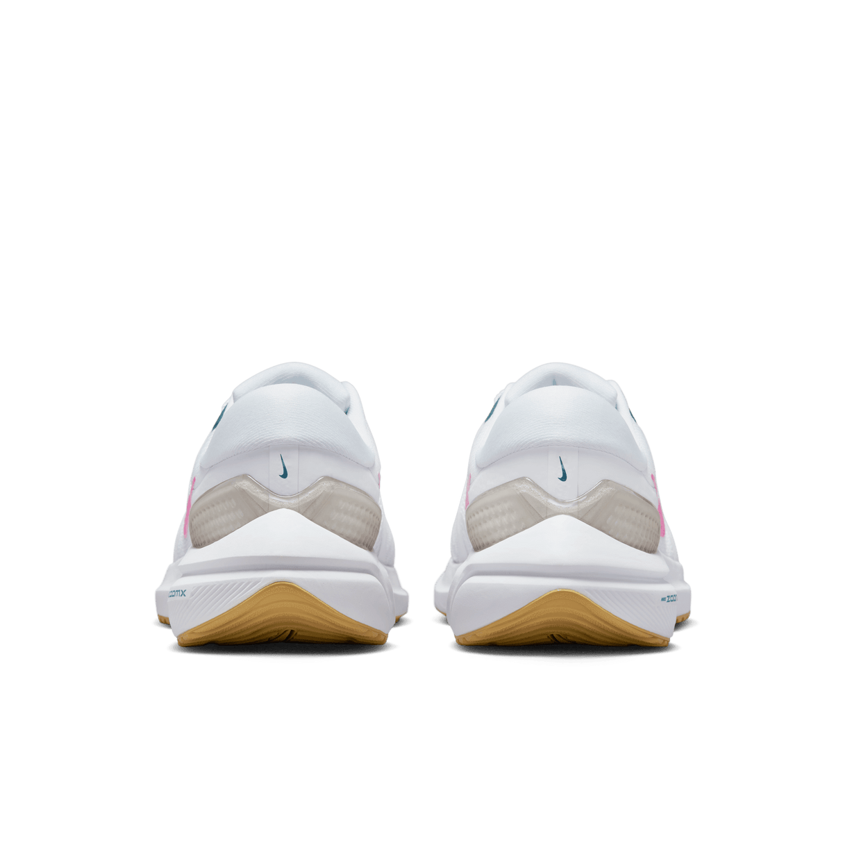 Nike Women's Air Zoom Vomero 16