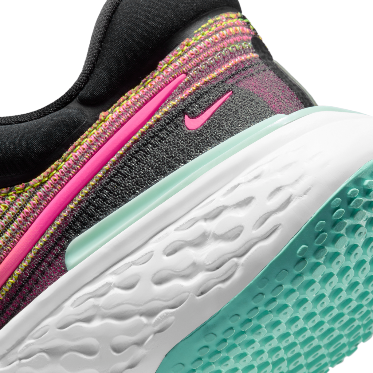 Nike Women's ZoomX Invincible Run FK