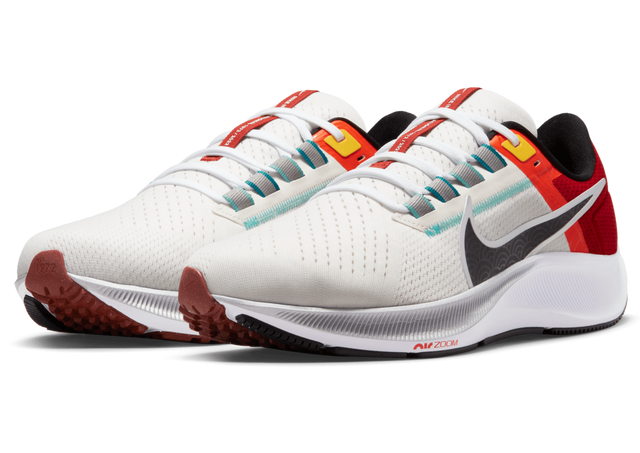 Nike Men's Air Zoom Pegasus 38 Neutral Road Running Shoe