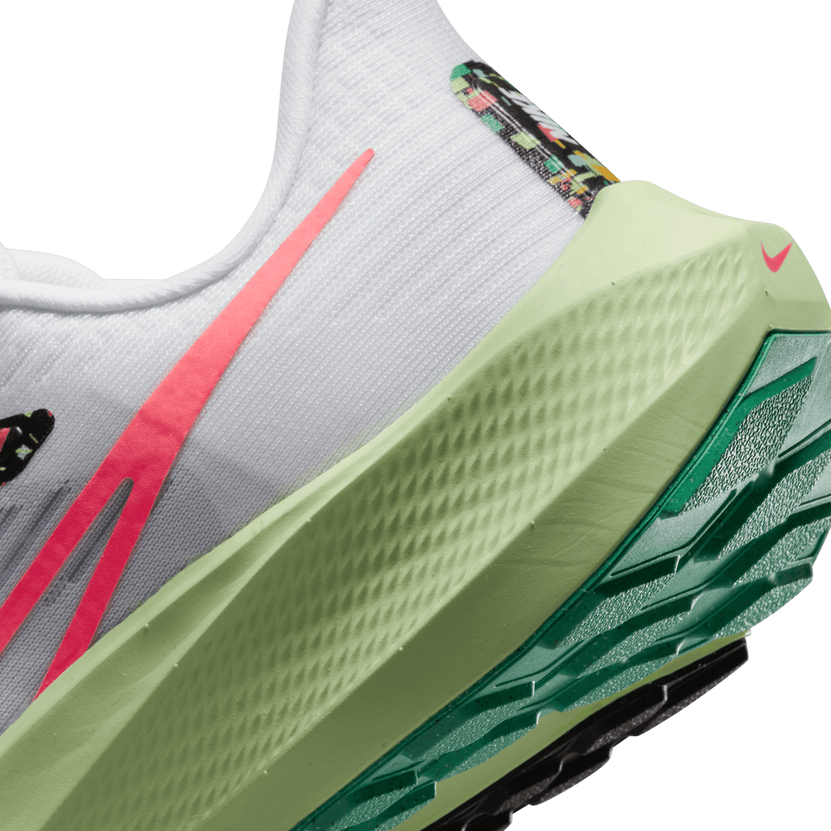 Nike Women's Air Zoom Pegasus 39