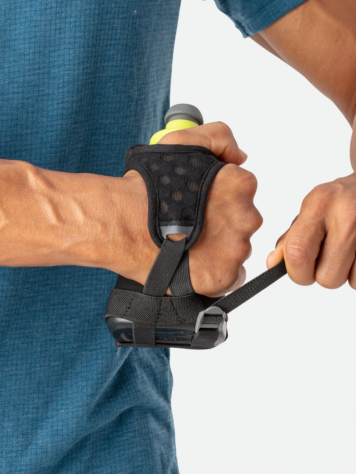 Nathan QuickSqueeze 12oz Handheld Bottle