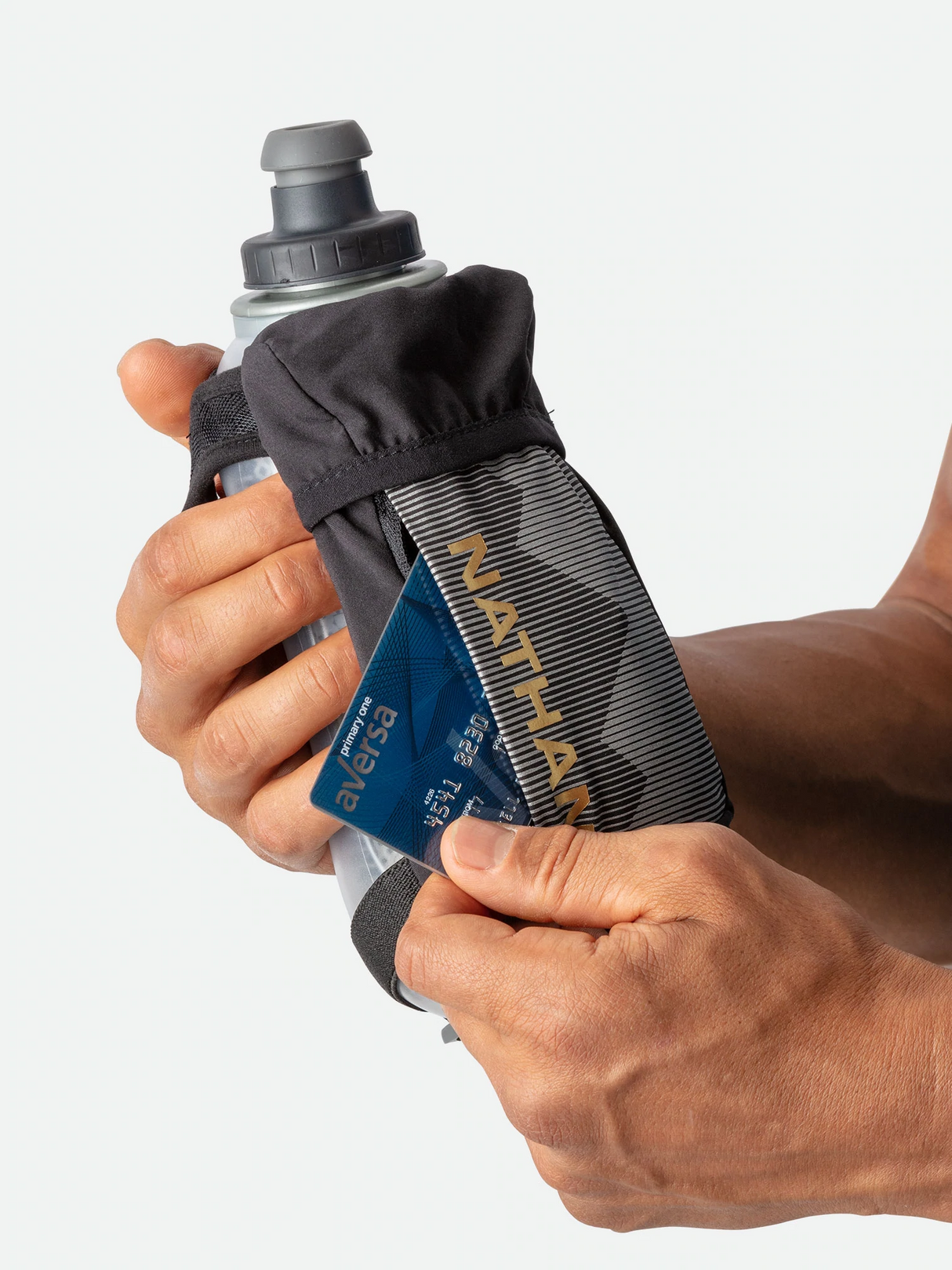 Nathan Quick Squeeze Insulated 18oz Handheld Bottle