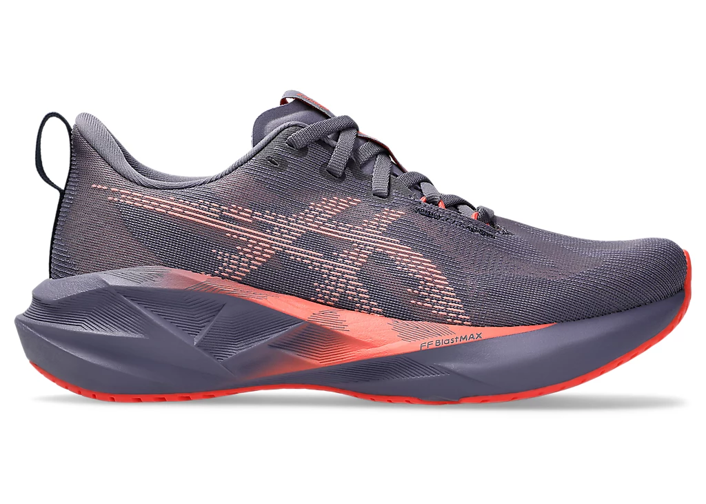 ASICS Women's Novablast 5