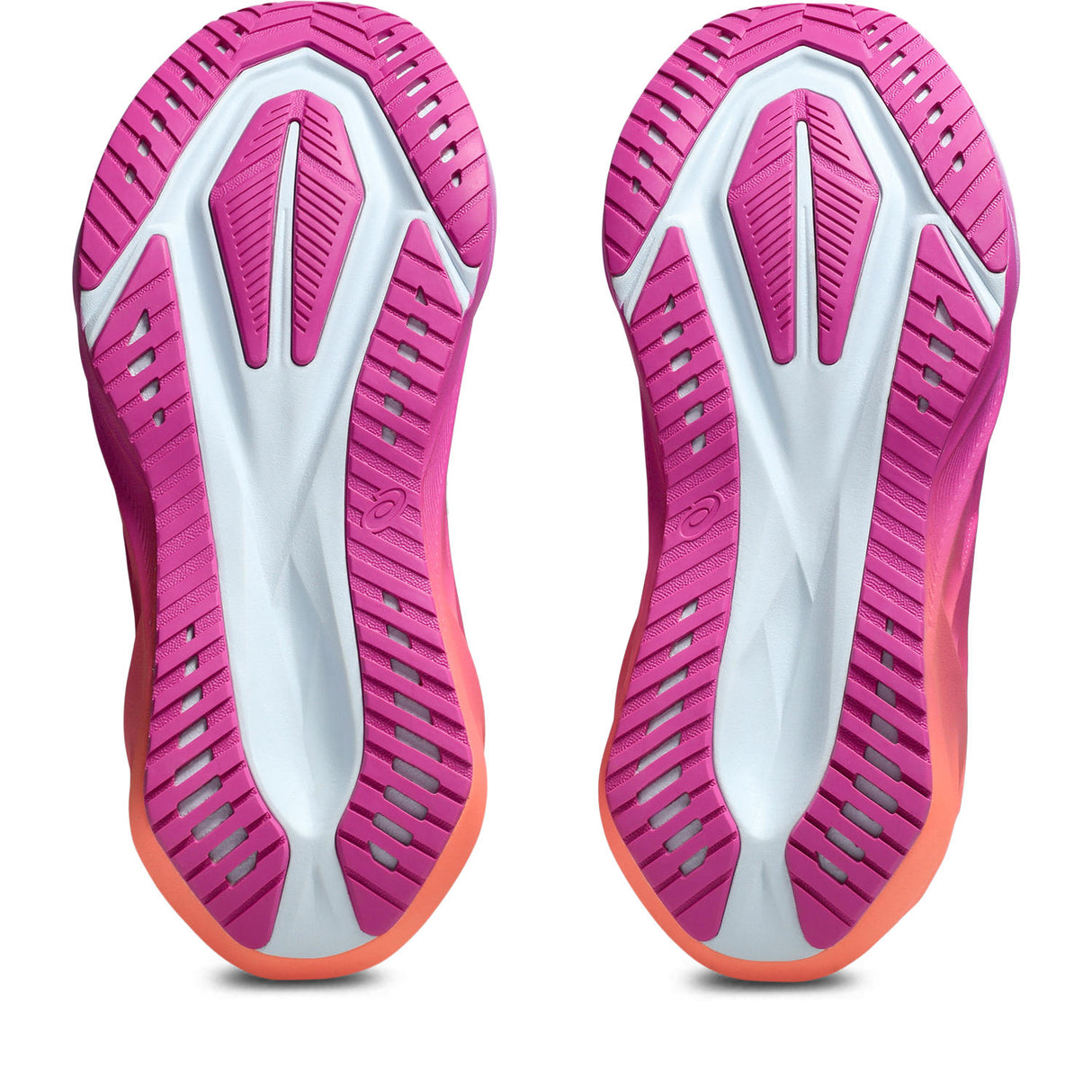 ASICS Women's Novablast 5