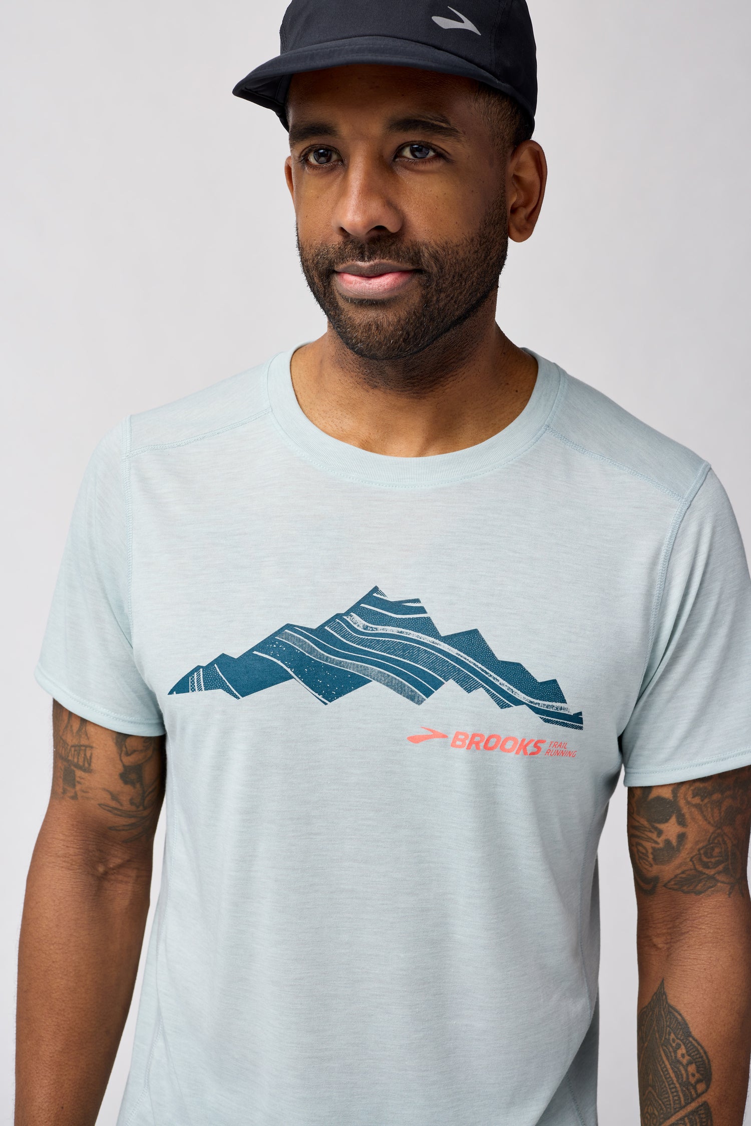 Brooks Men's Distance Short Sleeve 3.0