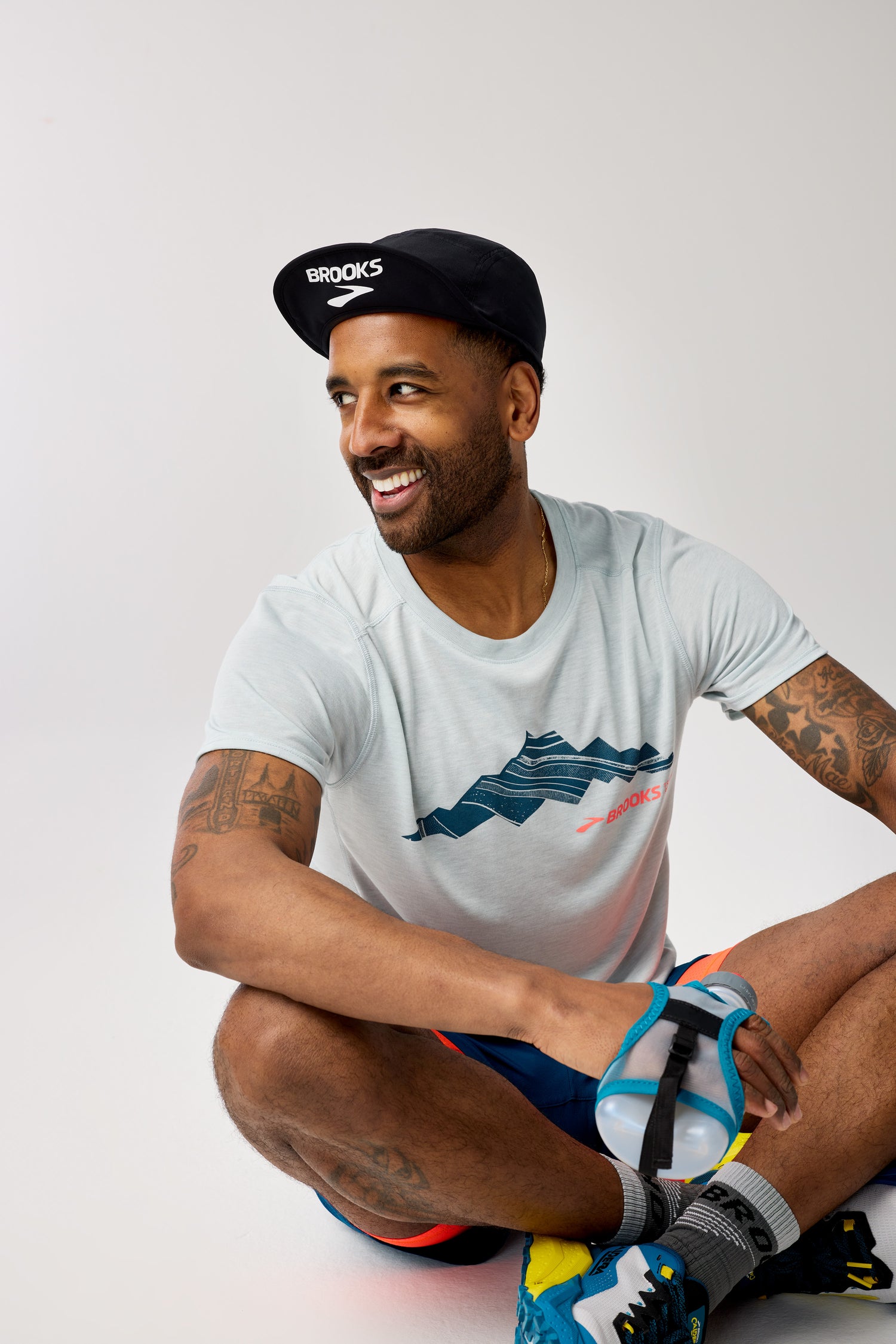 Brooks Men's Distance Short Sleeve 3.0