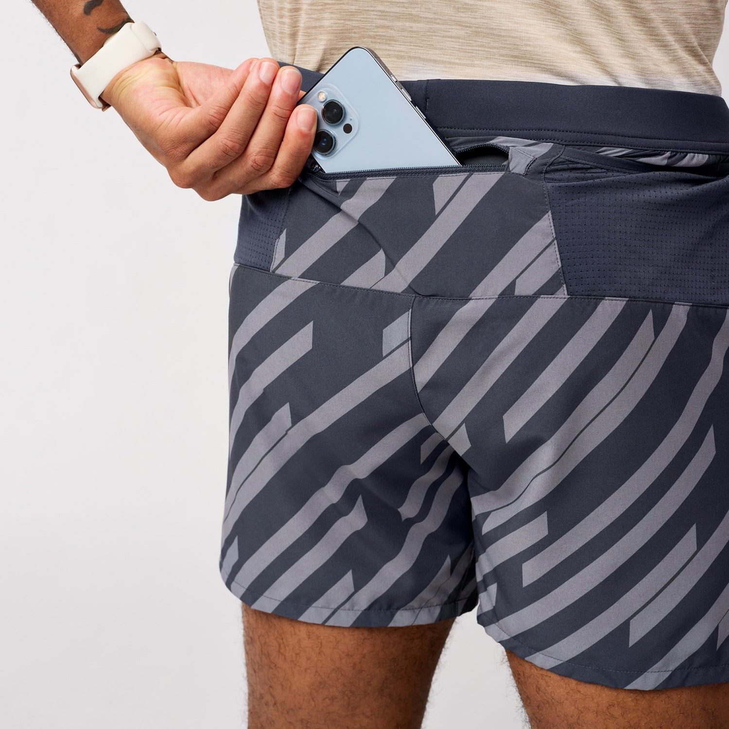 Brooks Men's Journey 5" Short