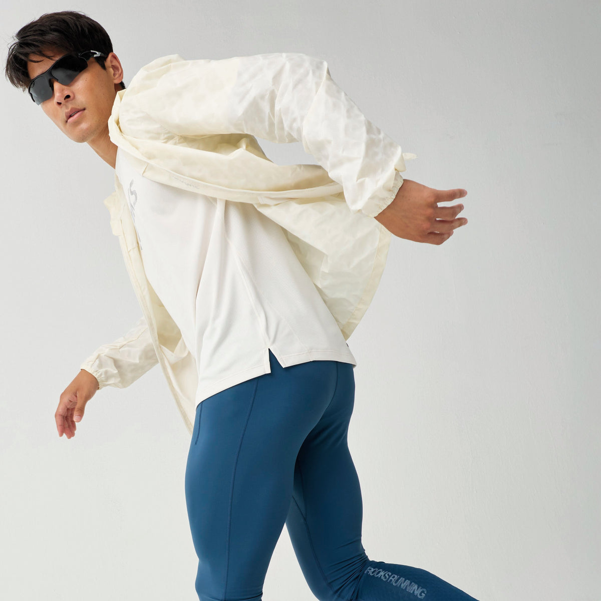 Brooks Men's Canopy Reflective Jacket
