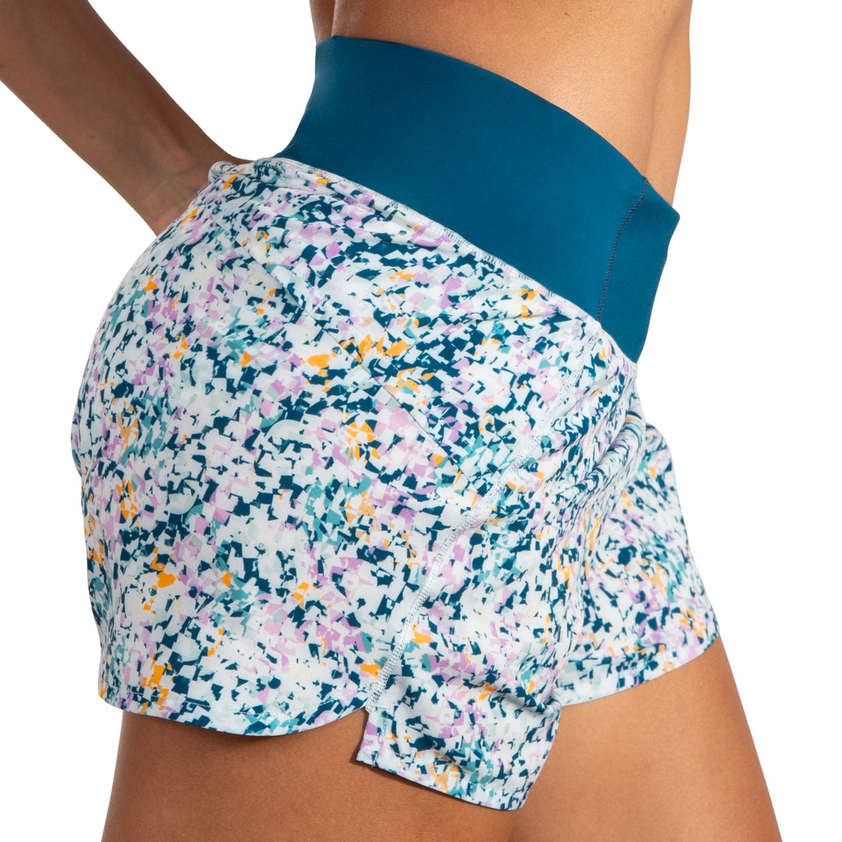 Brooks Women's Chaser 5" Short