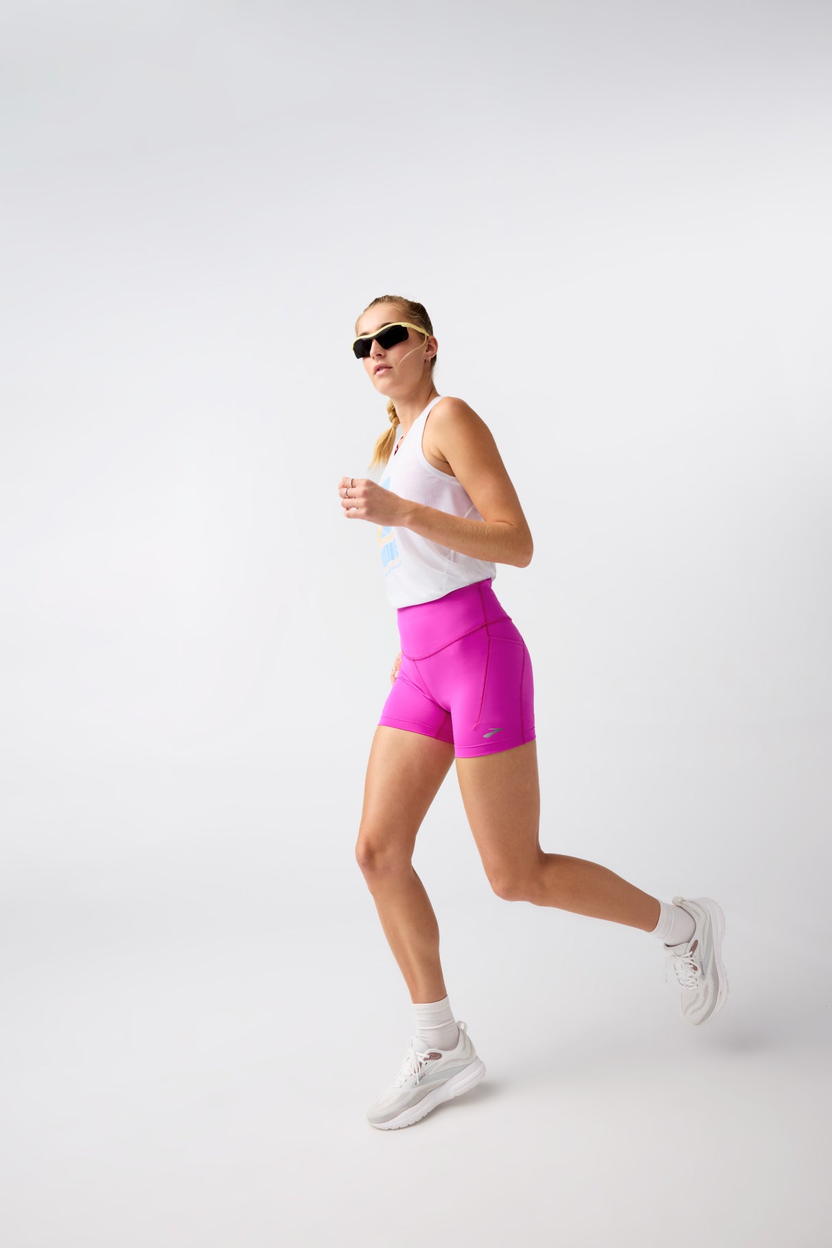 Brooks Women's Spark 5" Short Tight