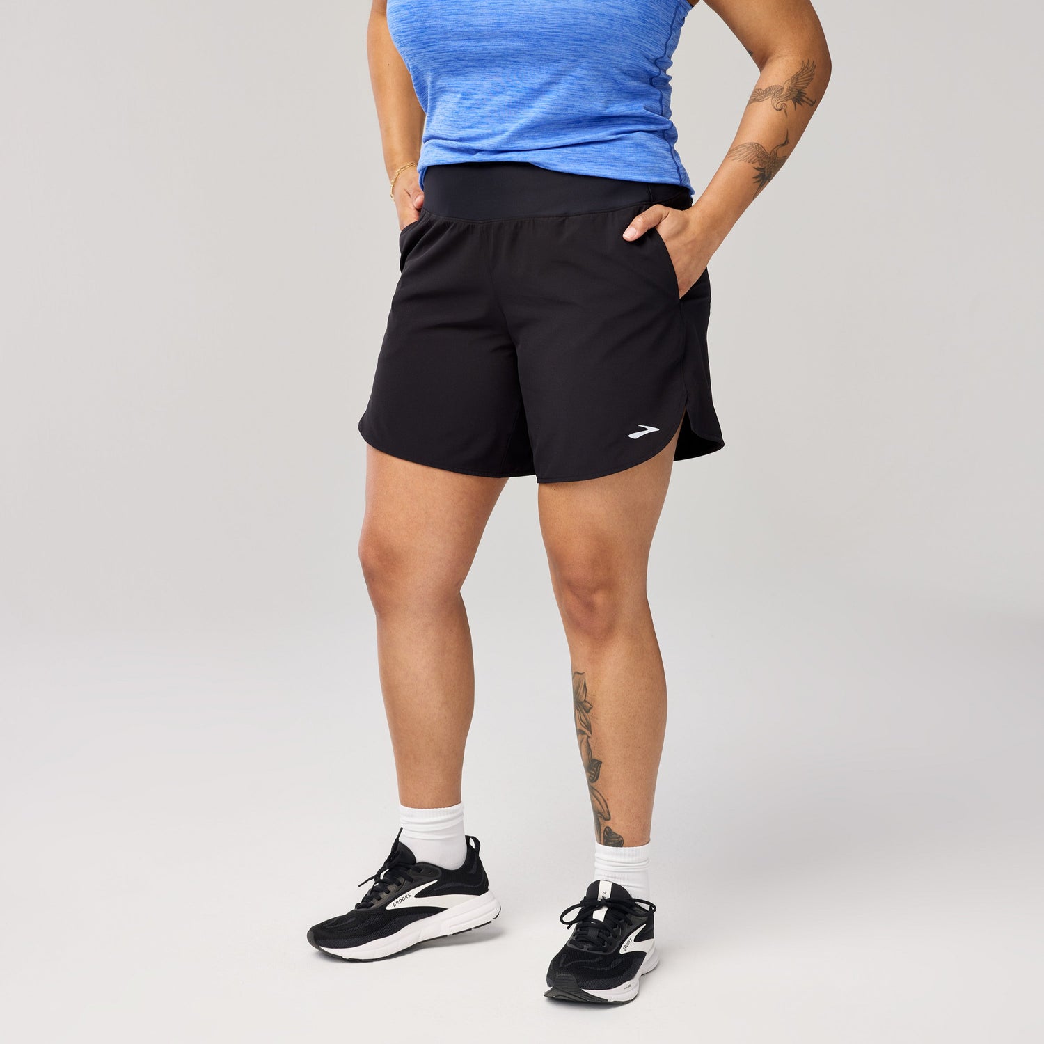 Brooks women's 7" Chaser Short 2.0 running shorts with pockets and adjustable waistband