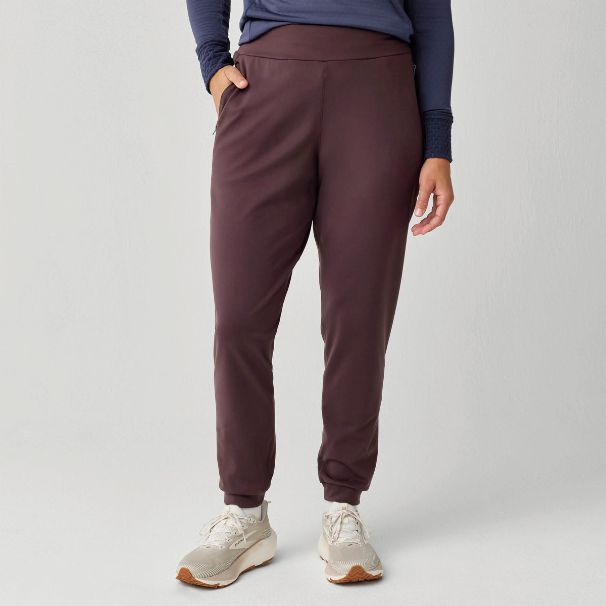 Brooks Women's Momentum Thermal Jogger 2.0