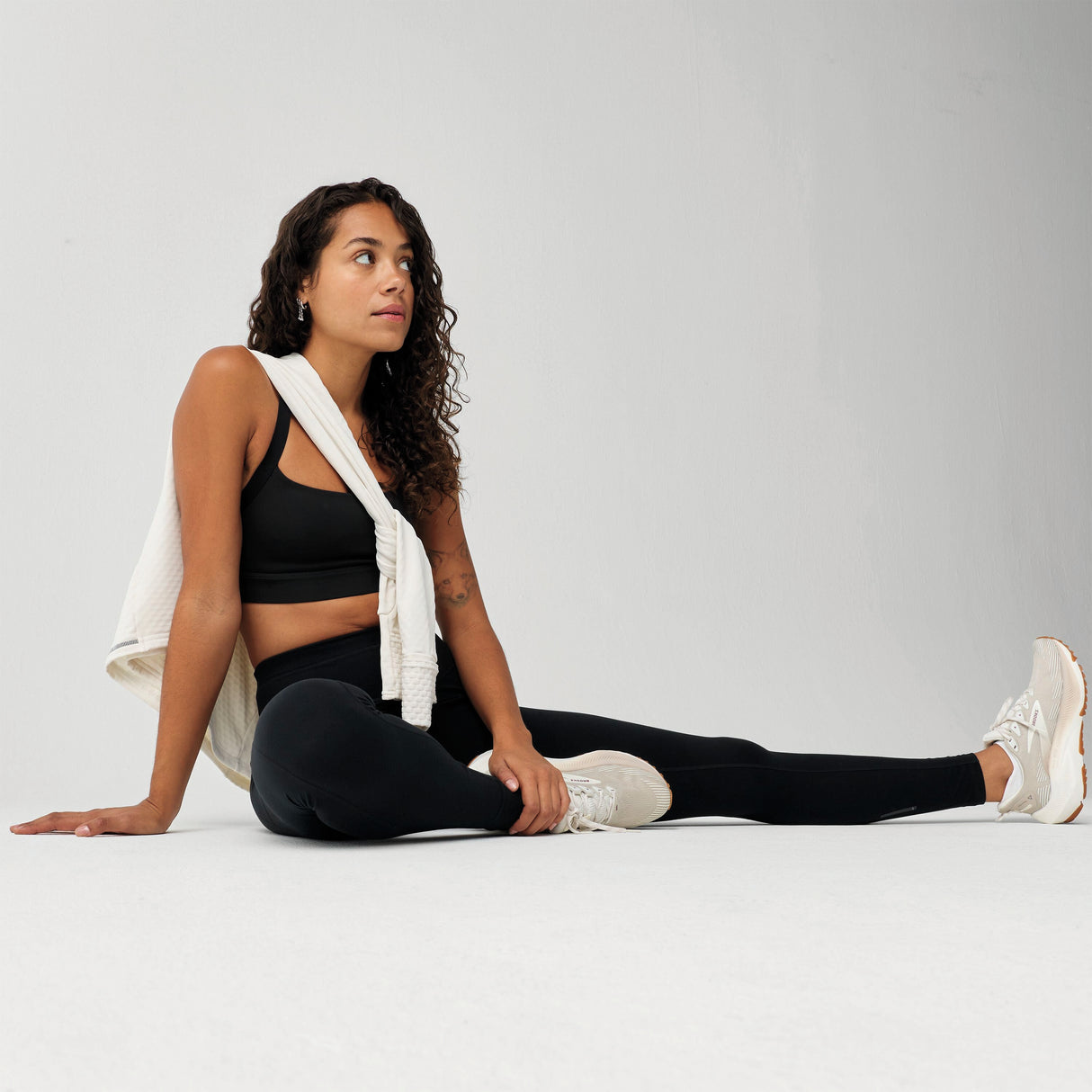 Brooks Women's Momentum Thermal Tight 2.0